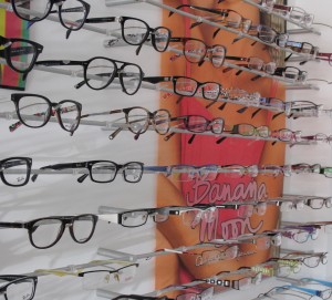 fond-lunettes-vue-opticien-lemuy